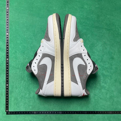Air Jordan 1
