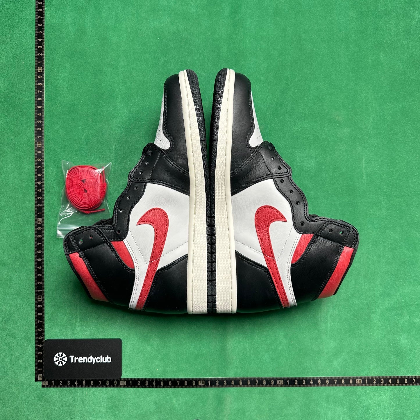 Air Jordan 1