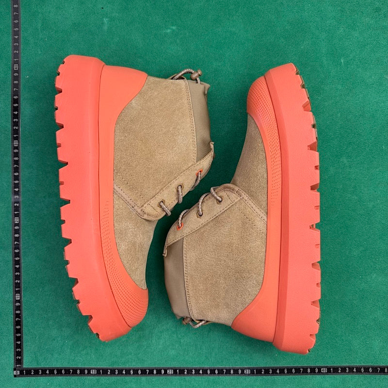 UGG