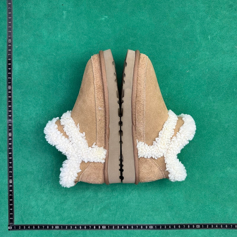 UGG