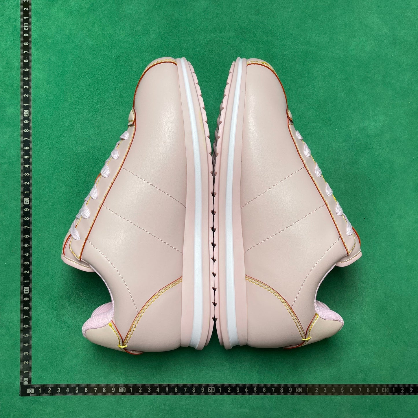 Louis Vuitton - Butter-soft Sneakers