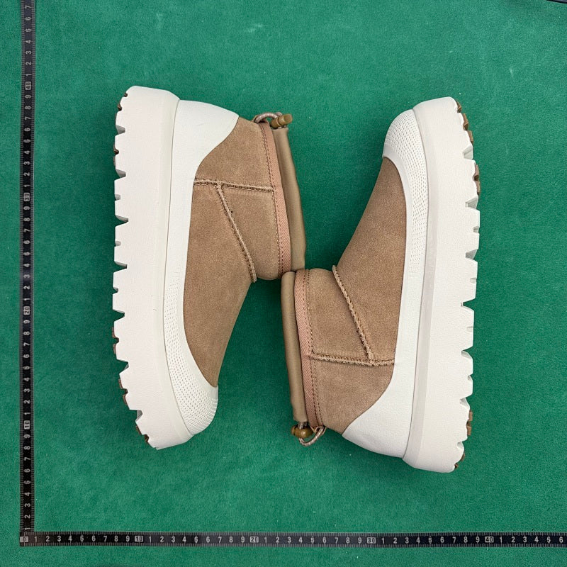 UGG