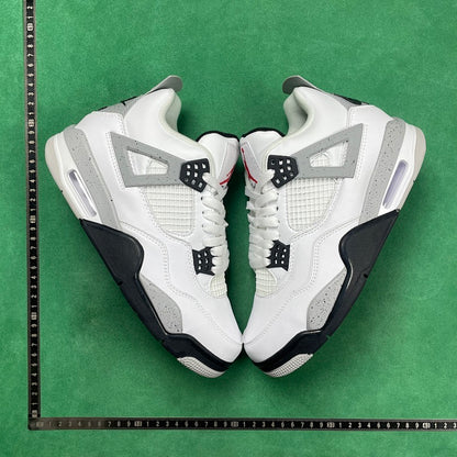 Air Jordan 4 Retro