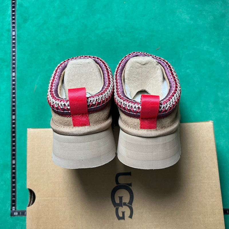 UGG