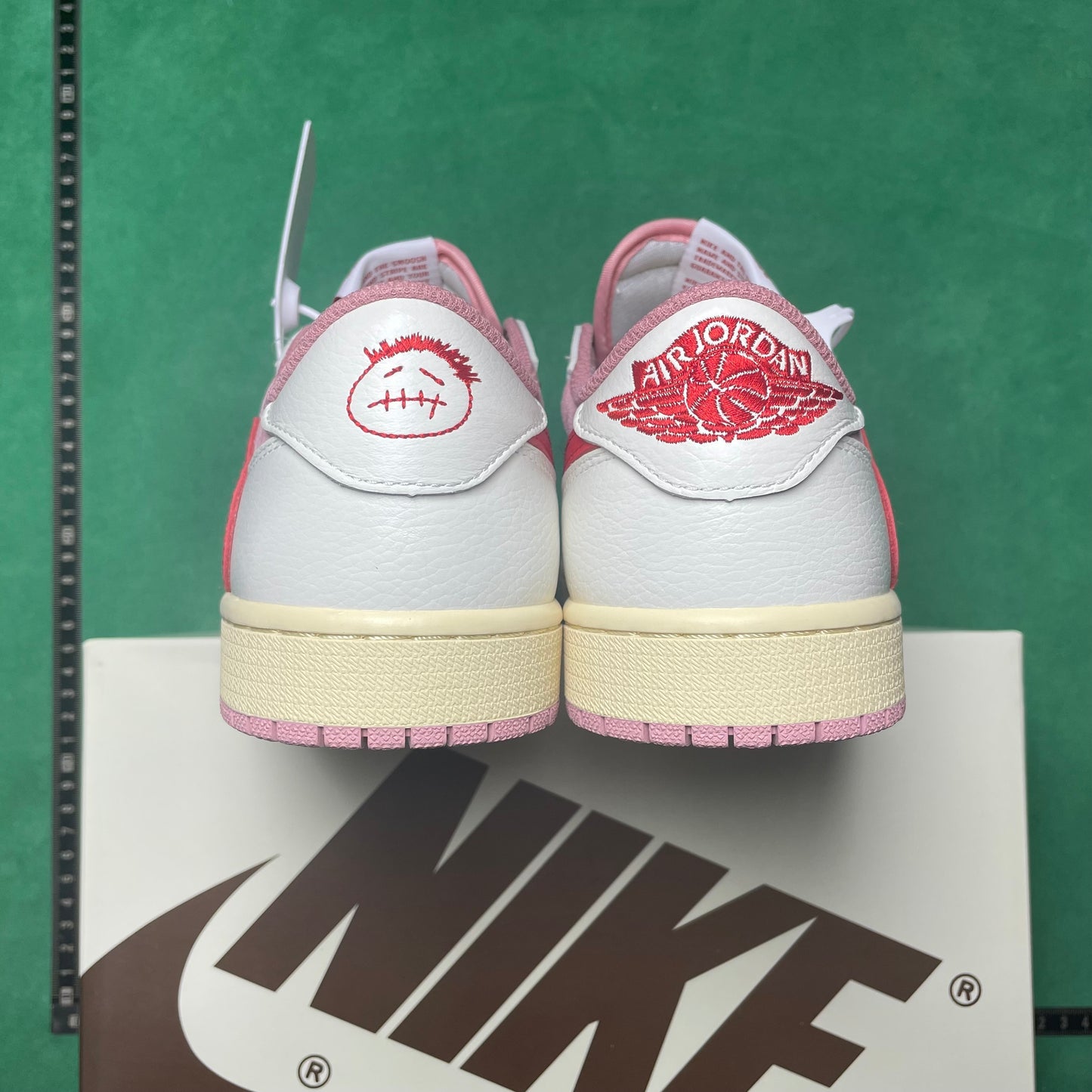 Air Jordan 1