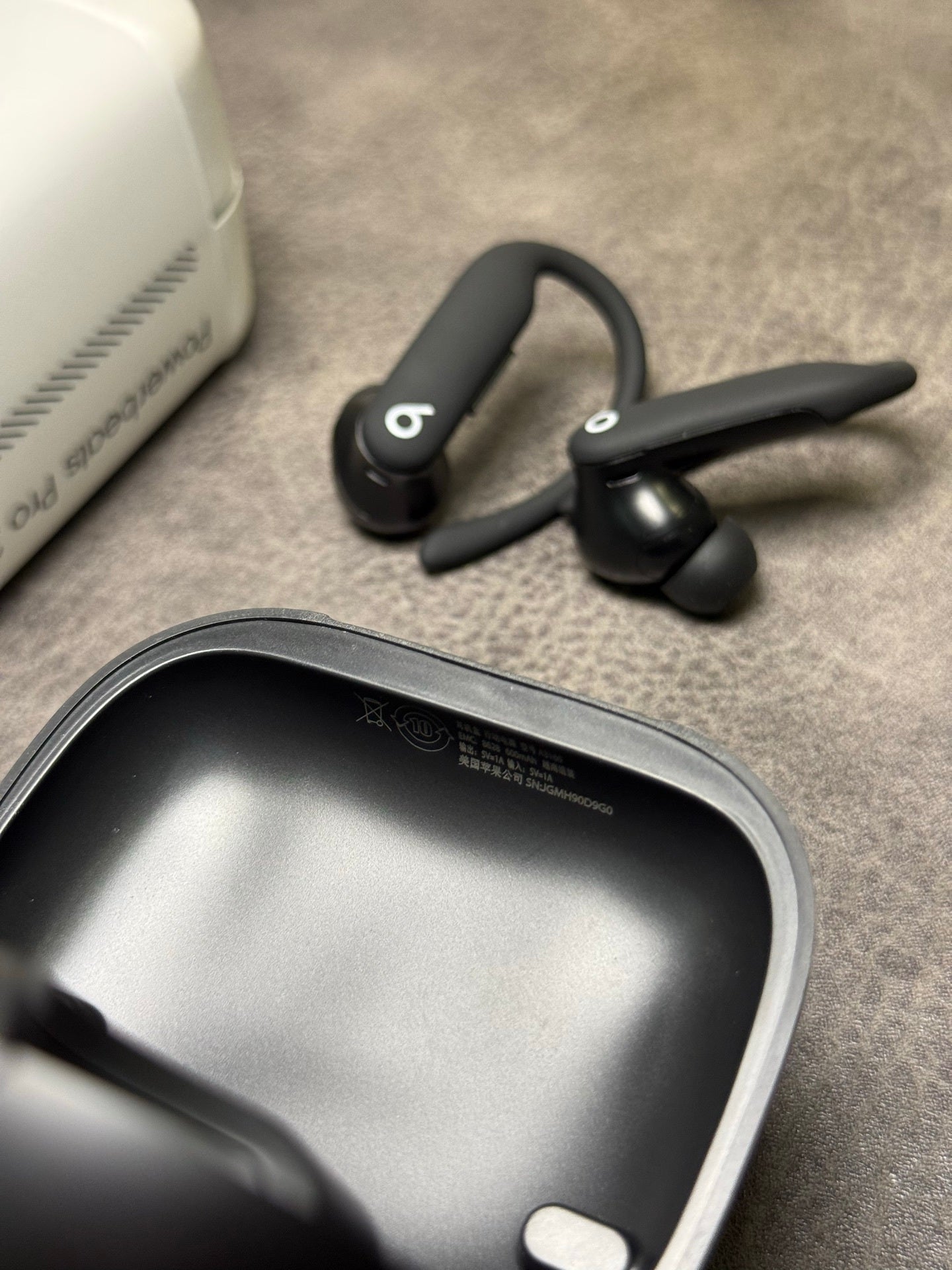 Beats Powerbeats pro 2 earbuds
