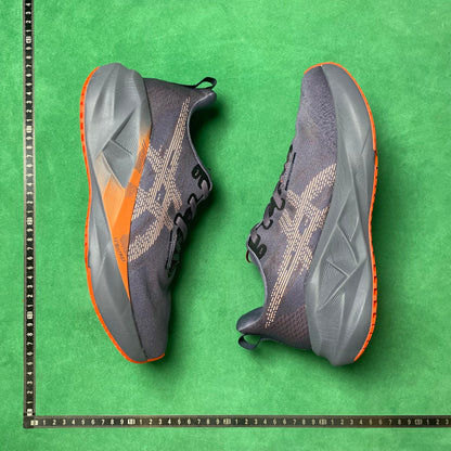 Asics Novablast 5 LE