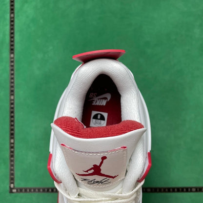 Air Jordan 4 Retro Sp