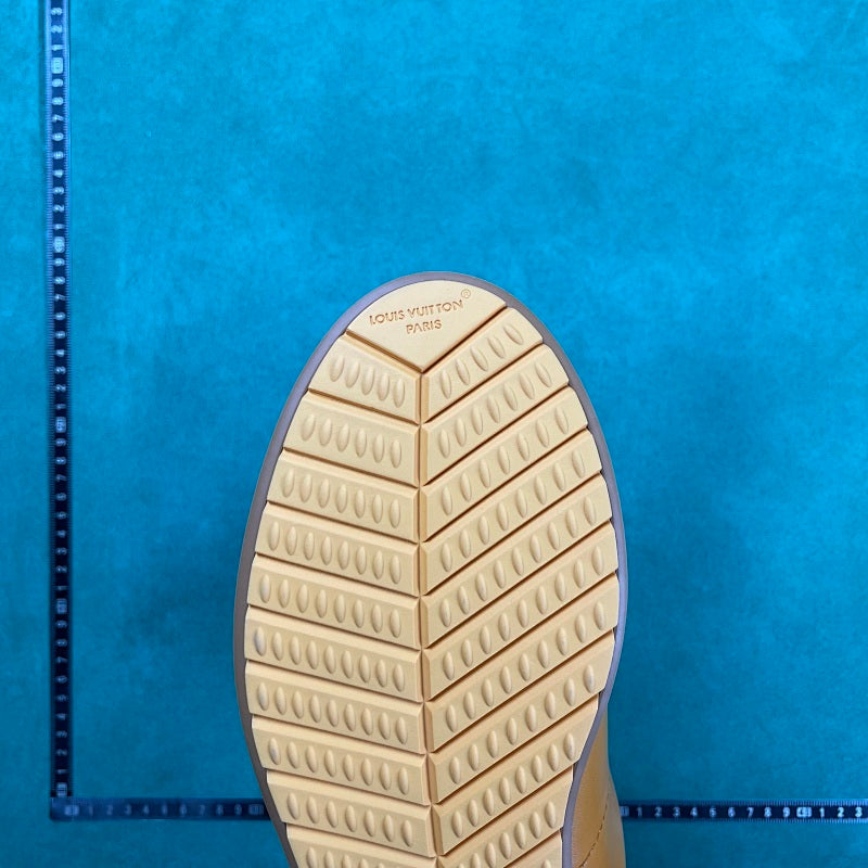 Louis Vuitton - Butter-soft Sneakers