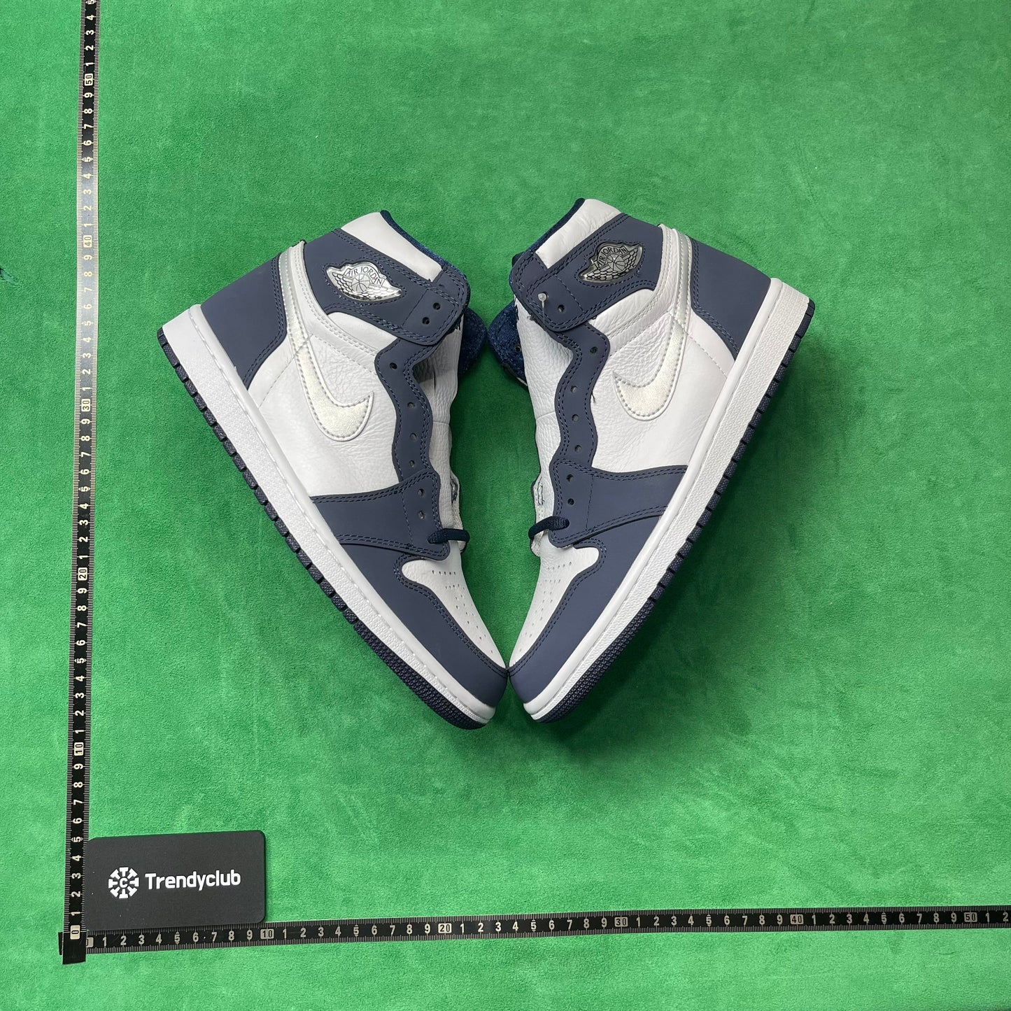 Air Jordan 1