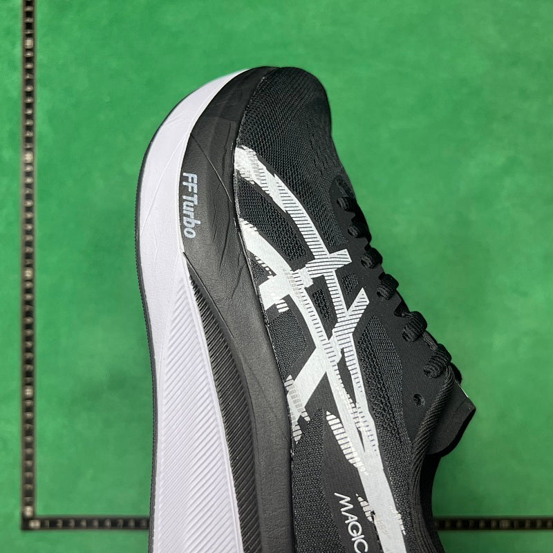 Asics Magic Speed 4