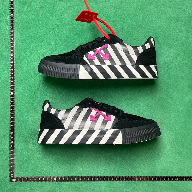 OffWhite - Gym Shoes Lovers