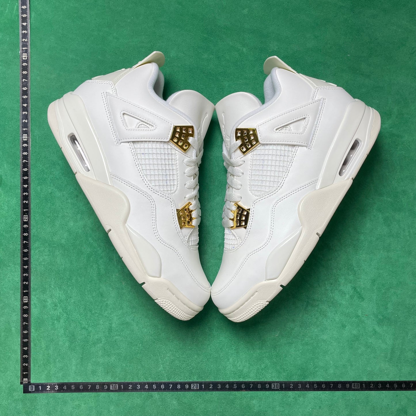 Air Jordan 4 WMNS Retro Sp
