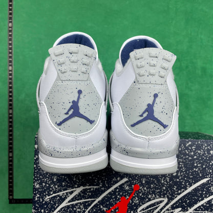 Air Jordan 4 Retro