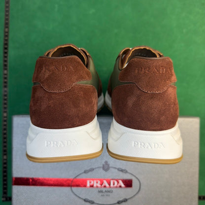 Prada - Prax