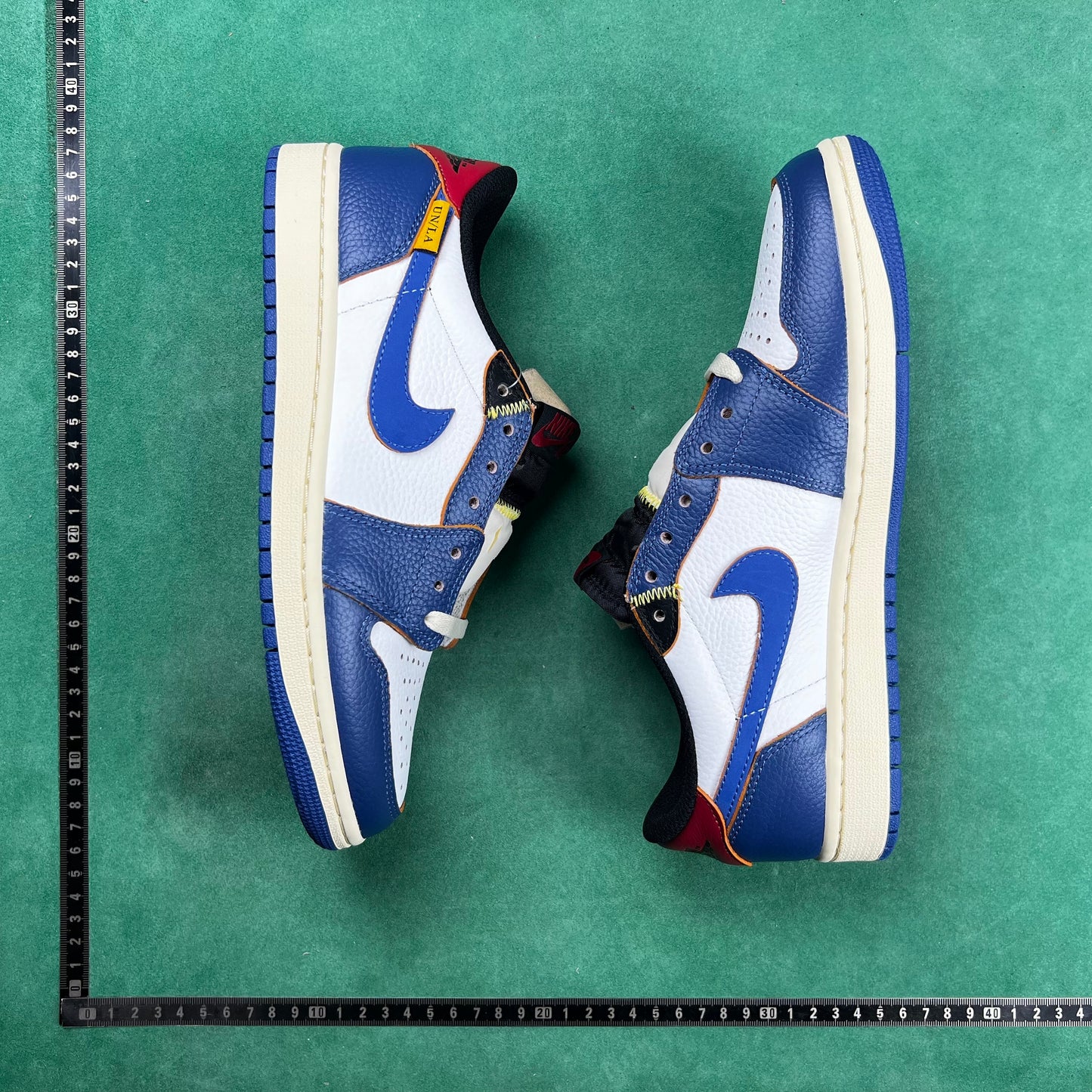 Air Jordan 1