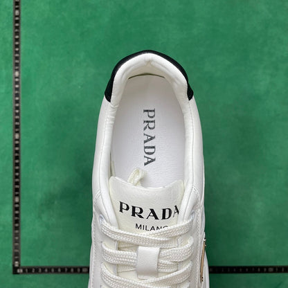 Prada - Downtown