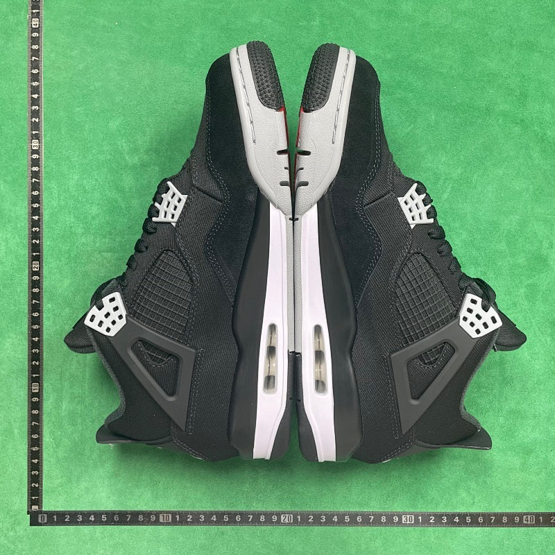 Air Jordan 4 Retro Se