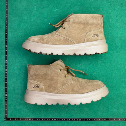 UGG
