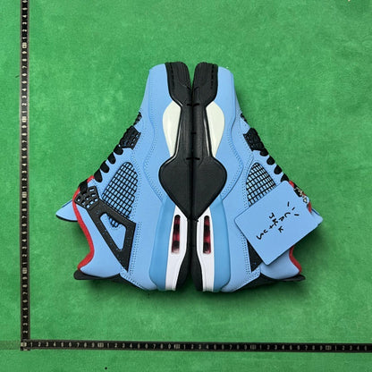 Air Jordan 4 Retro