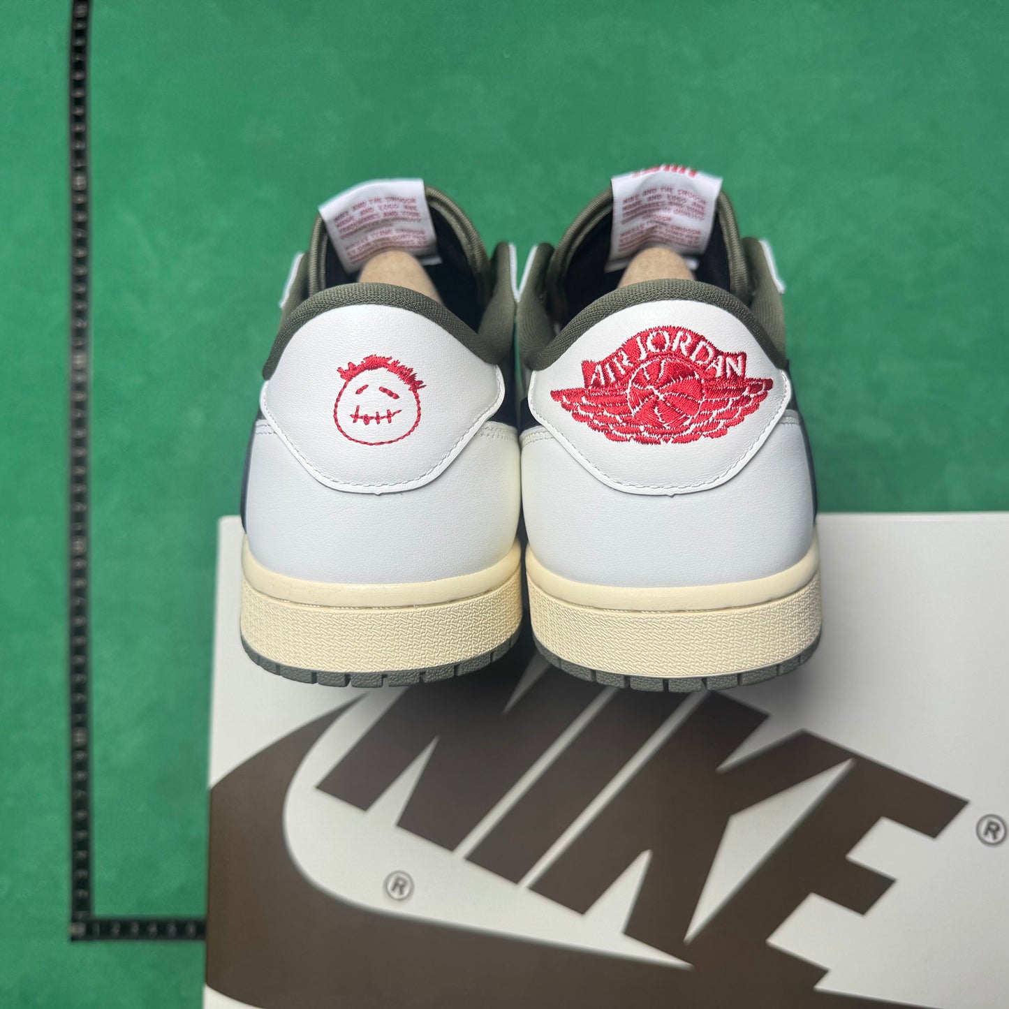 Air Jordan 1
