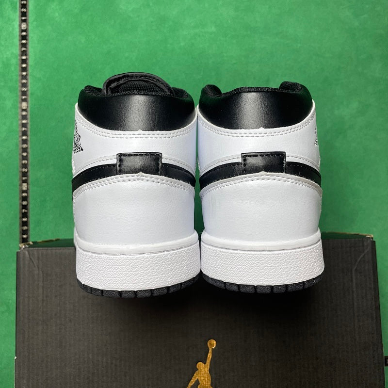 Air Jordan 1