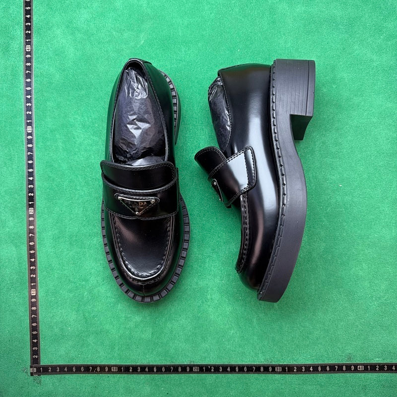 Prada - Loafers