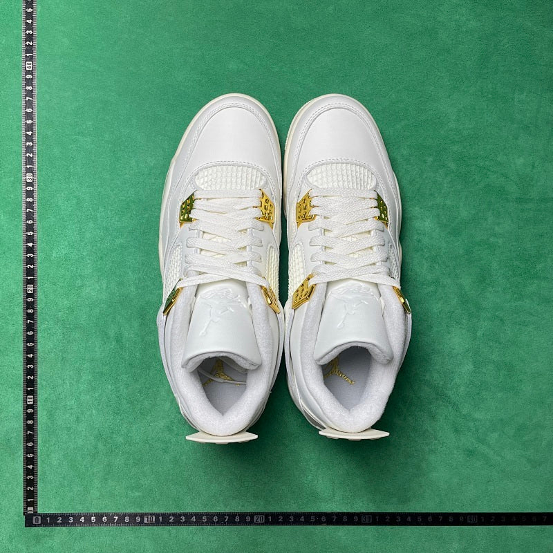 Air Jordan 4 WMNS Retro