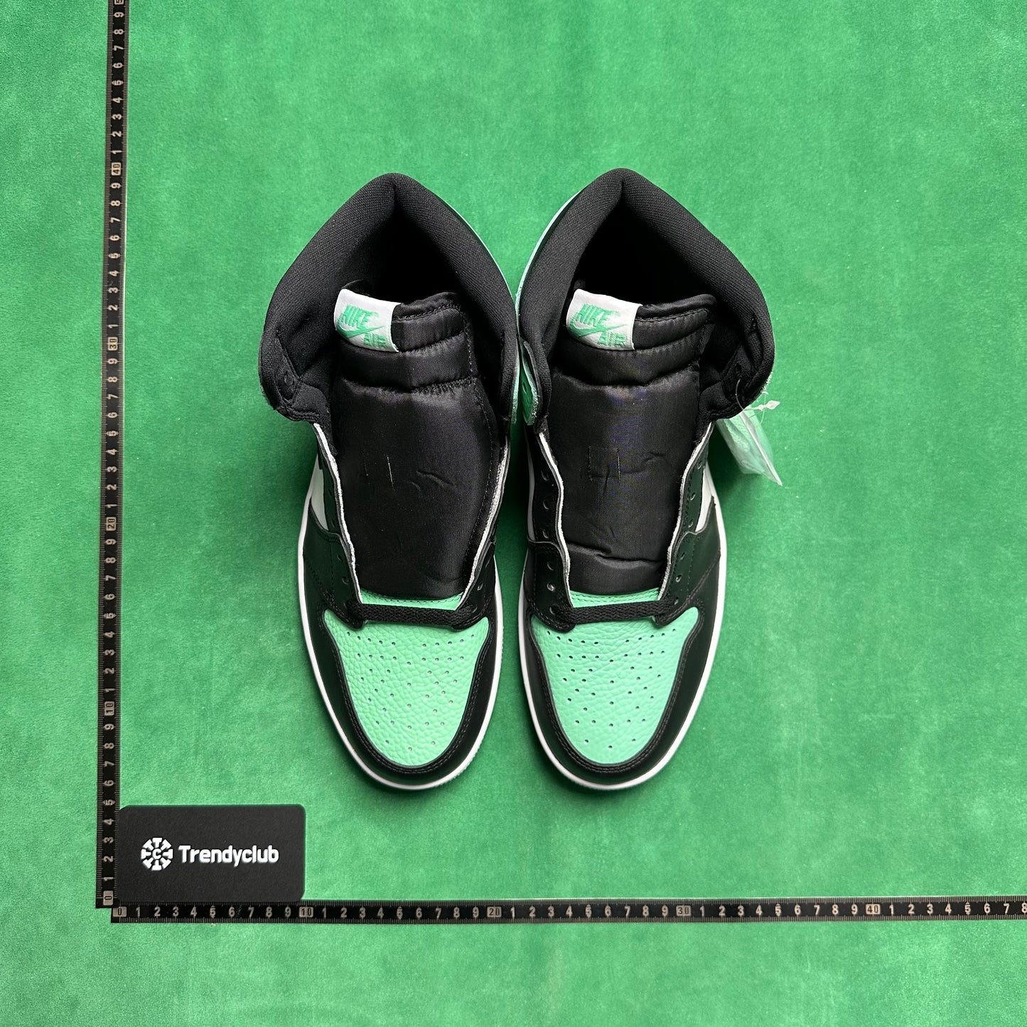 Air Jordan 1