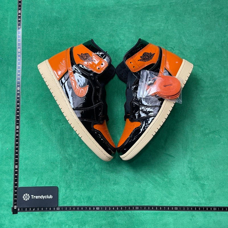 Air Jordan 1