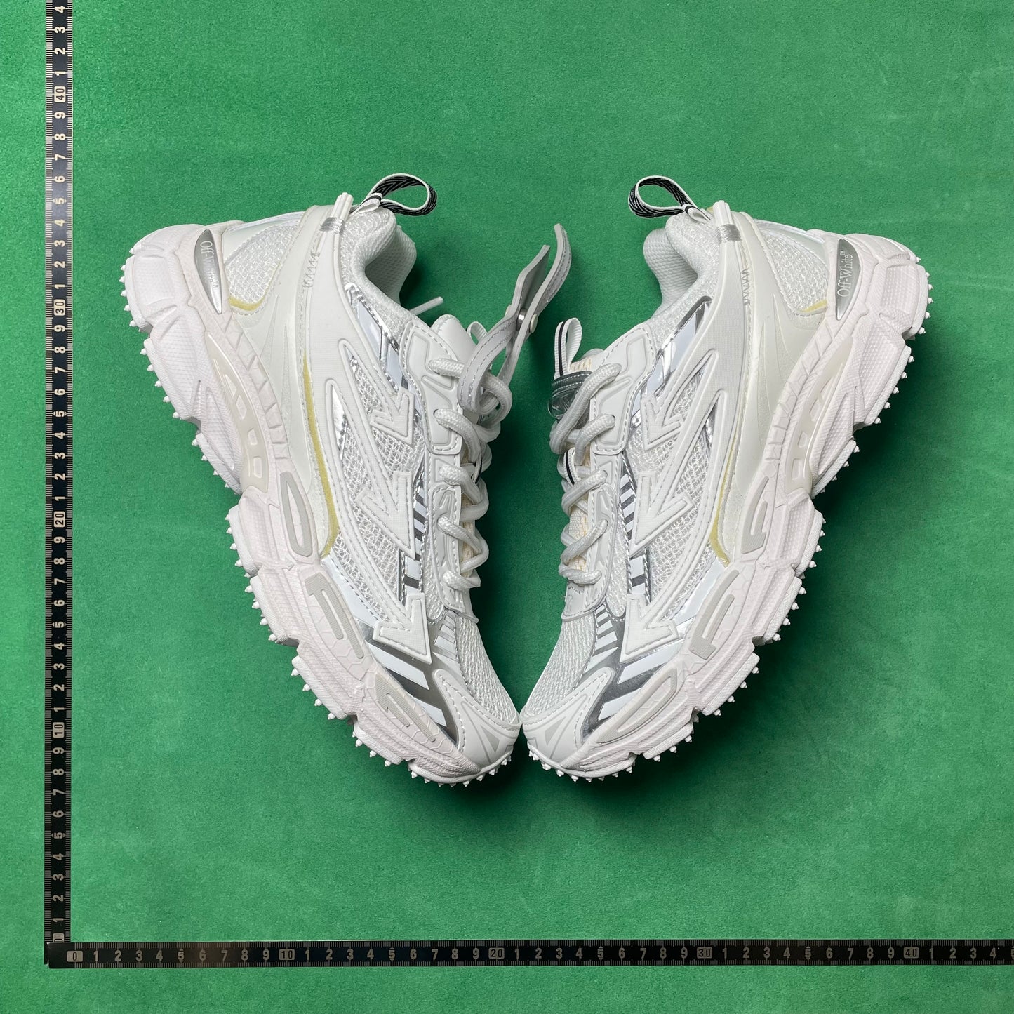 OffWhite - Be Right Back