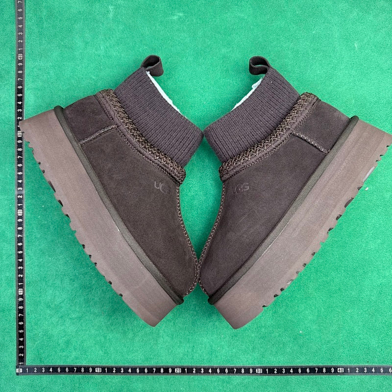 UGG