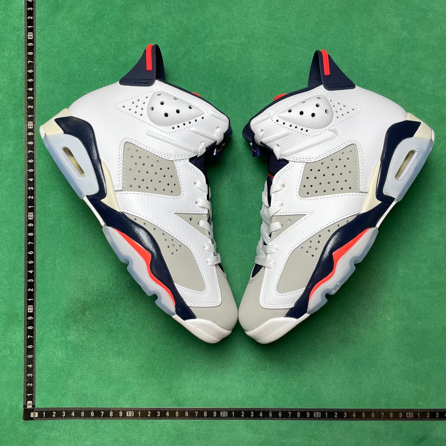 Air Jordan 6 Retro