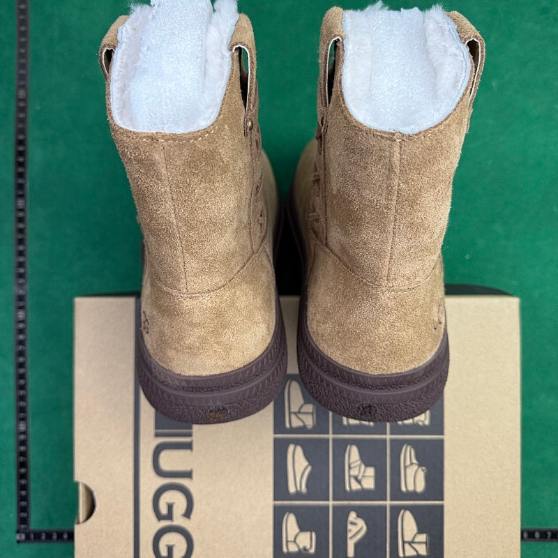 UGG