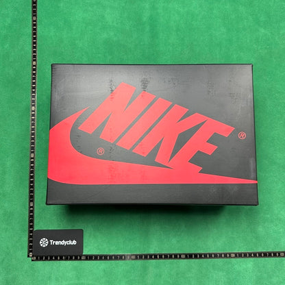 Air Jordan 1