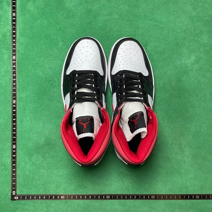 Air Jordan 1