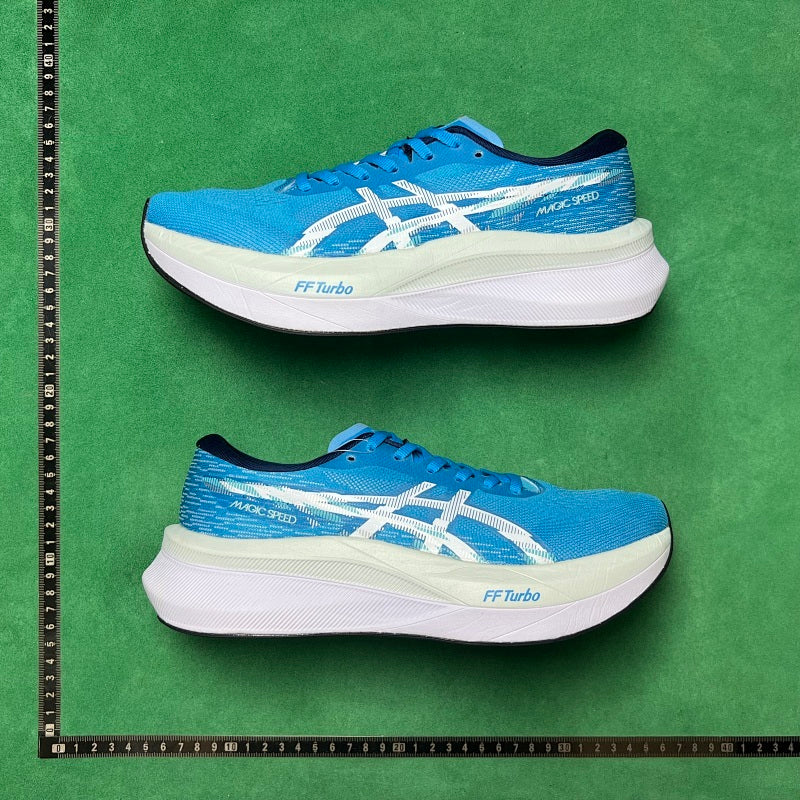Asics Magic Speed 4