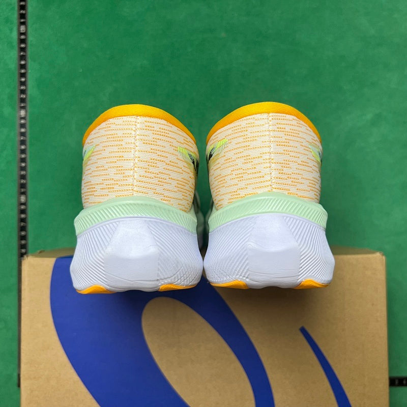 Asics-Magic Speed 4