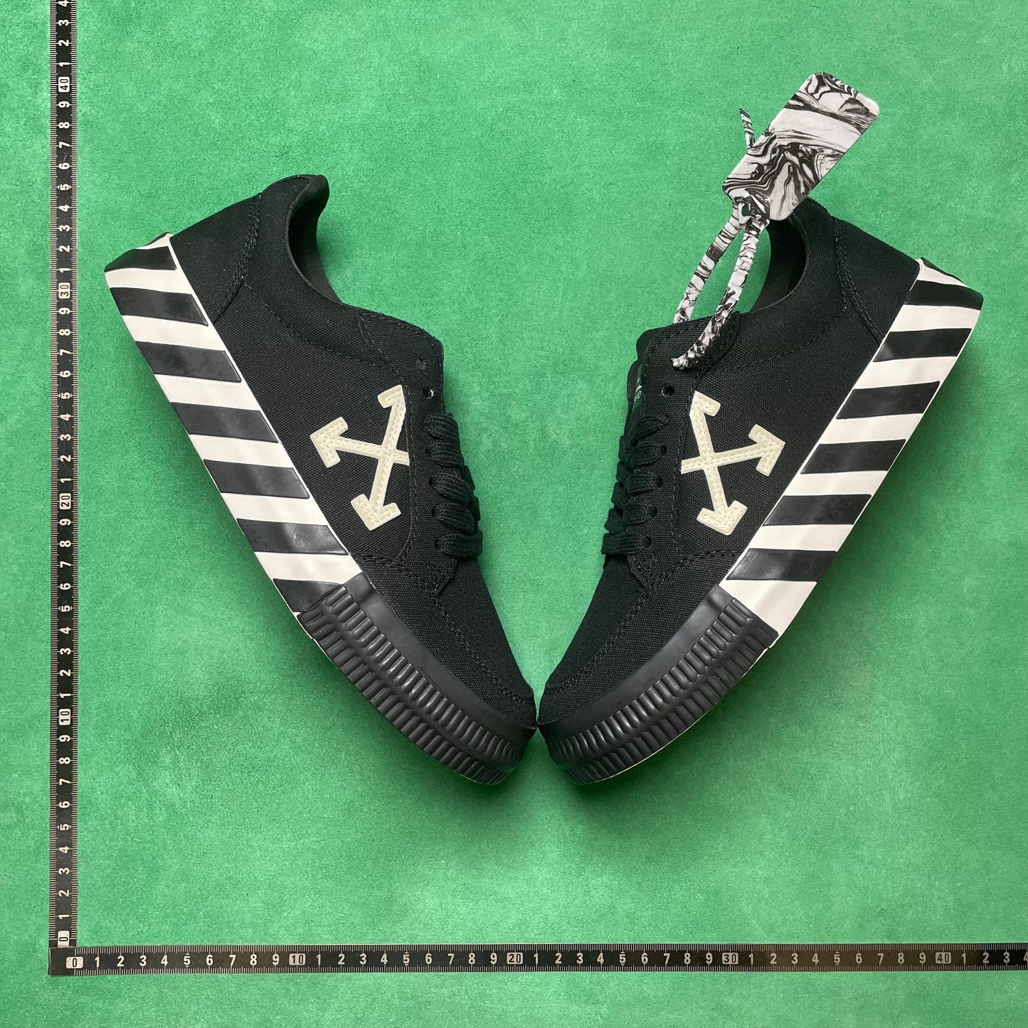OffWhite - Gym Shoes Lovers