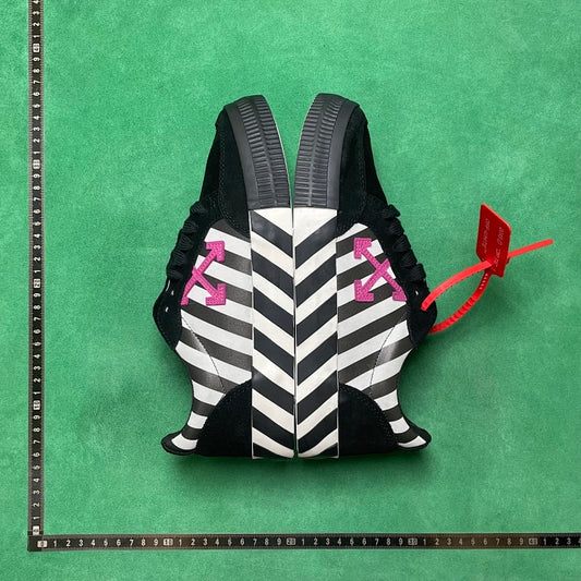 OffWhite - Gym Shoes Lovers