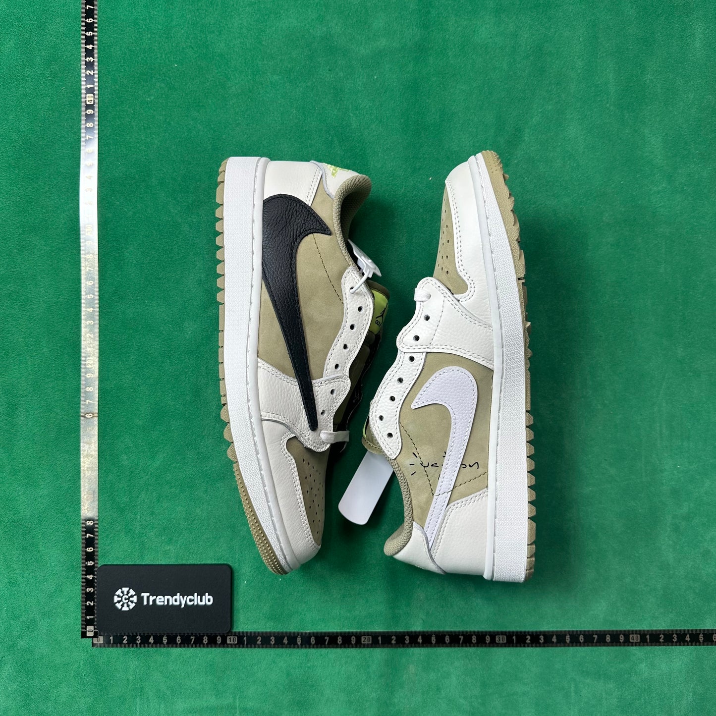 Air Jordan 1