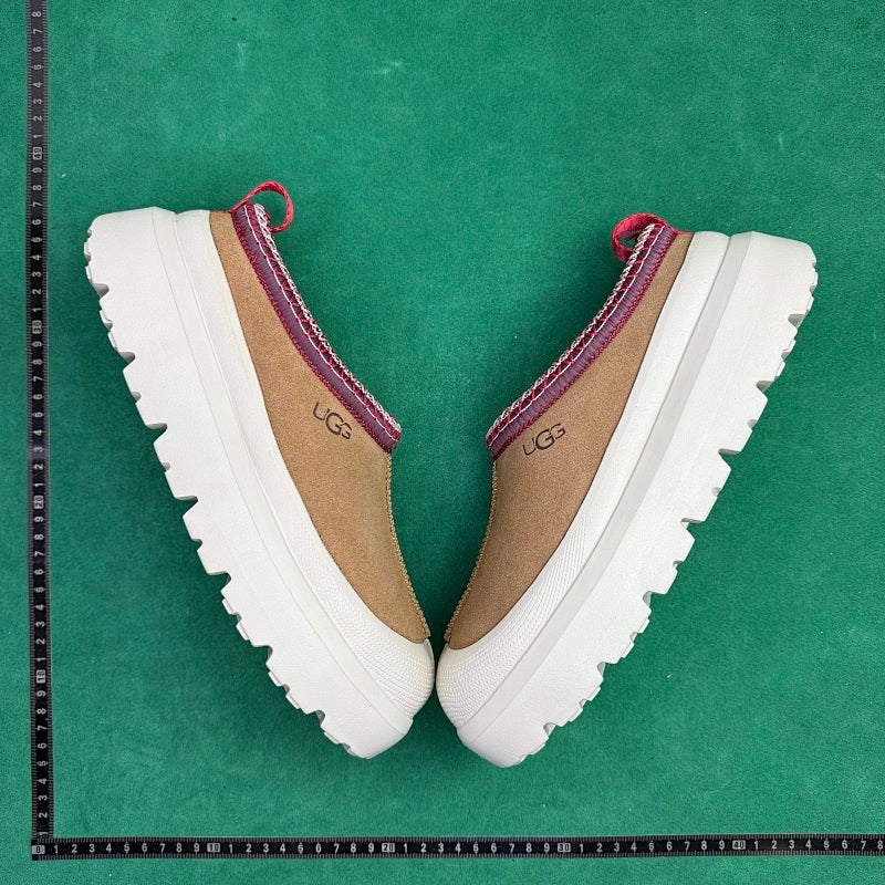 UGG