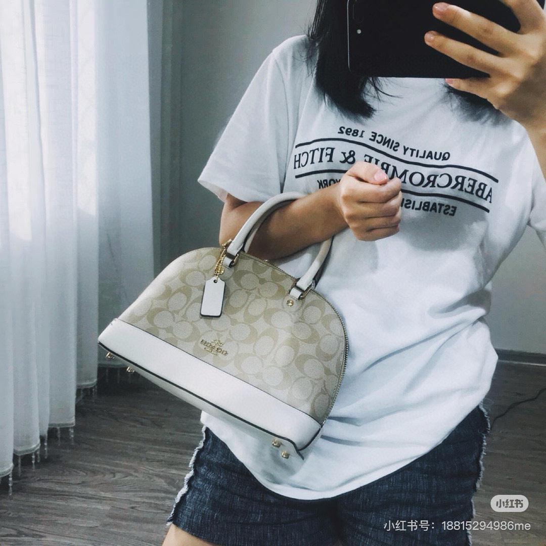 Coach