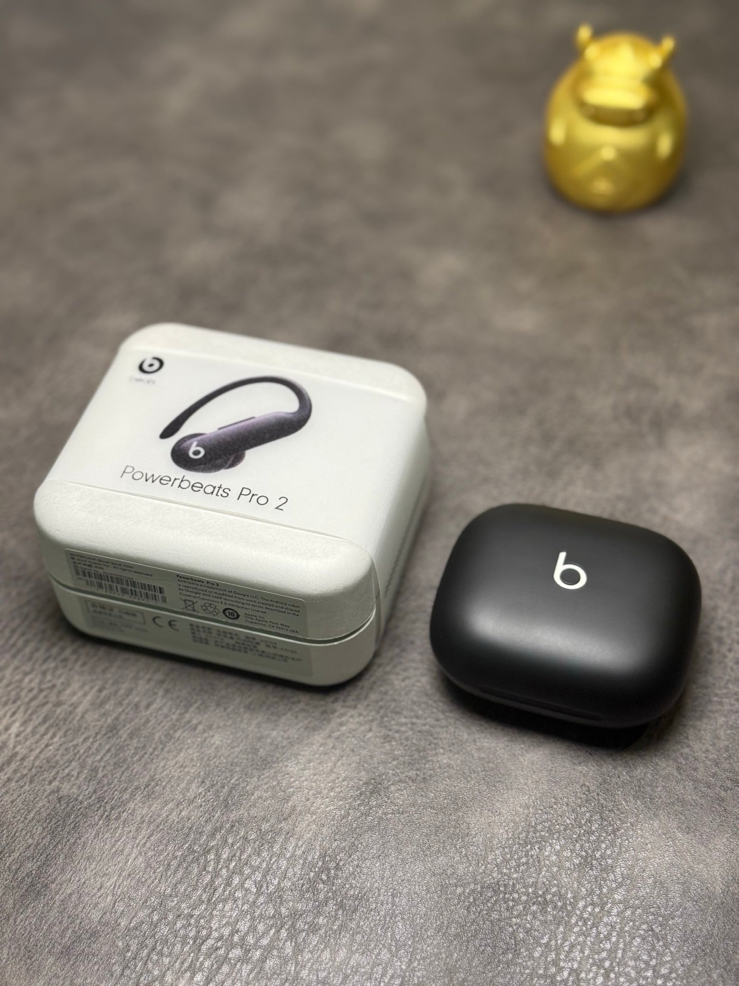 Beats Powerbeats pro 2 earbuds