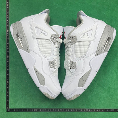 Air Jordan 4 Retro
