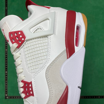 Air Jordan 4 Retro Sp