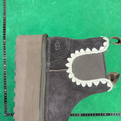 UGG