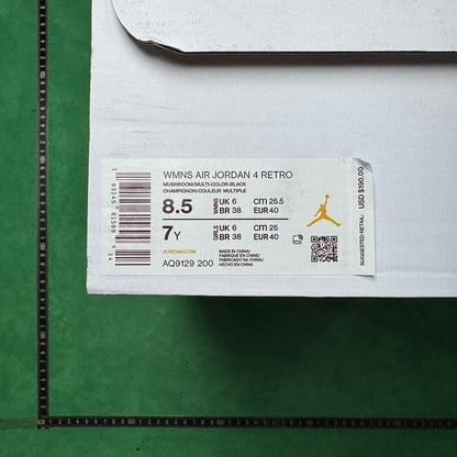 Air Jordan 4 Retro