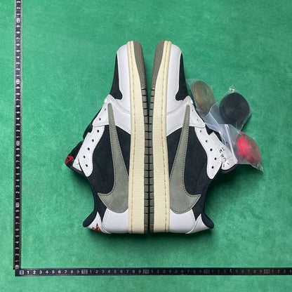 Air Jordan 1