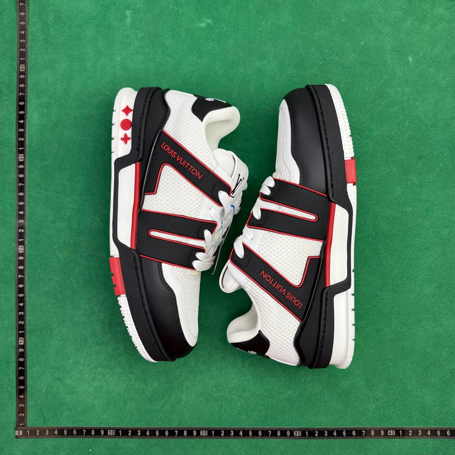 Louis Vuitton - BD Trainer